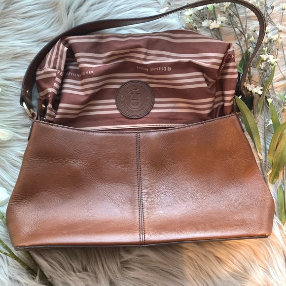 Etienne Aigner Shoulder Handbag ❤️ - Picture 7 of 7